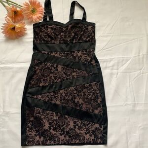 𝅺🌸DYNAMITE satin lace dress🌸